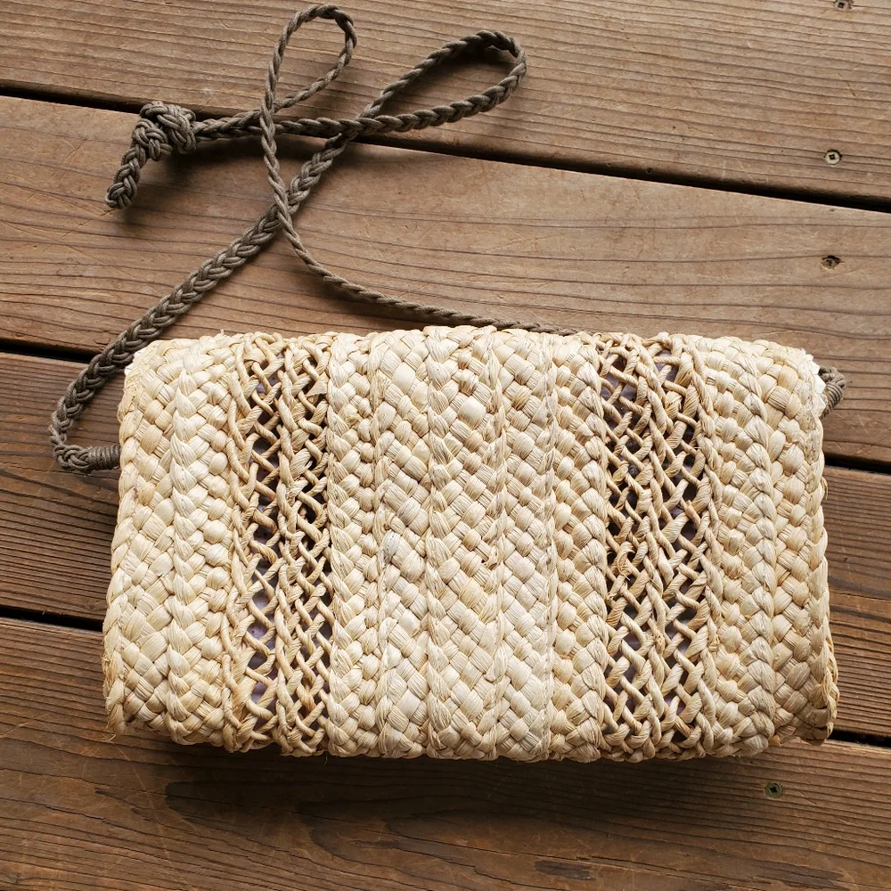 Straw Cross Body Bag - Picture 2 of 7
